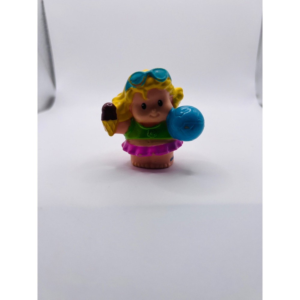 Fisher-Price Little People Sara Lynn With Beach Ball & Ice Cream Figure 2010